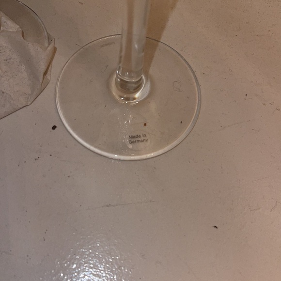 Lenox champagne glasses - Picture 3 of 4